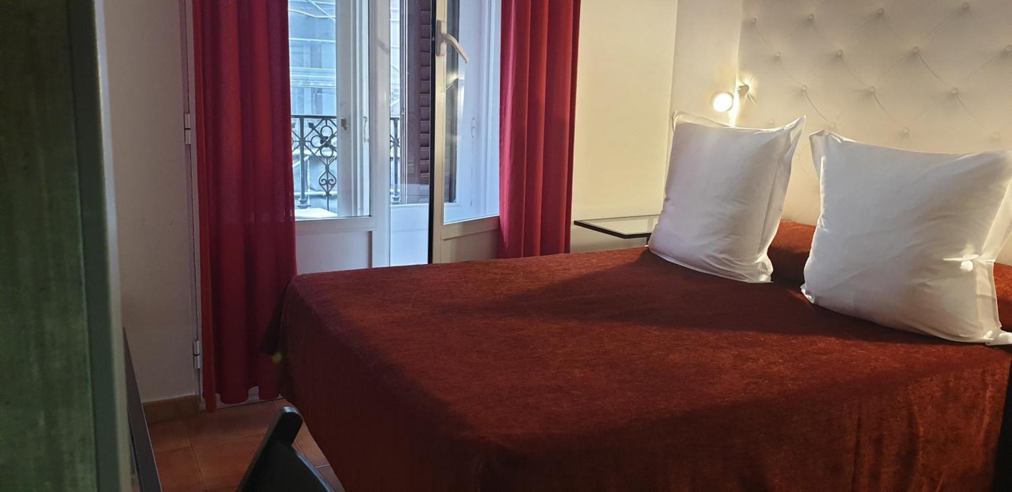 Hostal Las Fuentes (Adults Only) Madrid Ngoại thất bức ảnh